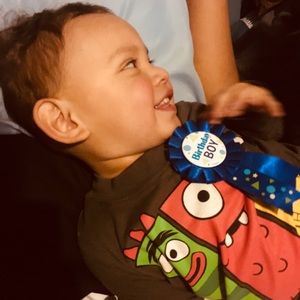 Meet your Posher, Ethan